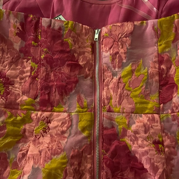 Showpo Pink Dress - Picture 2 of 7